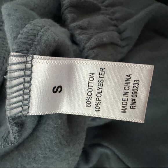 Lazypants slate blue jogger style sweatpants with elastic hem and waist. S - Picture 10 of 10